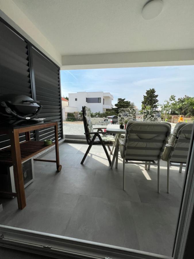 Black Pearl Novalja Exterior photo